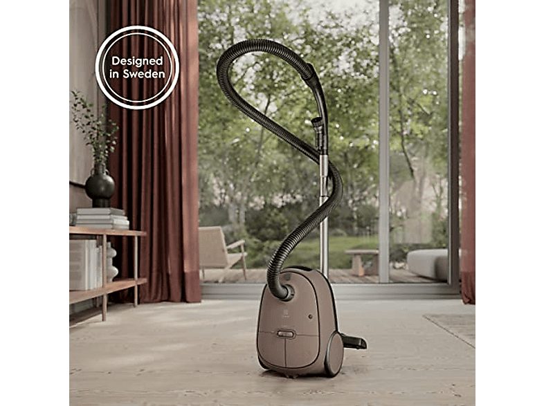 1:aspirador-con-bolsa-electrolux-eb61c3wbl-850-w-potencia-de-succion-232-airwatt-deposito-35-l-oro-1.jpg|2:aspirador-con-bolsa-electrolux-eb61c3wbl-850-w-potencia-de-succion-232-airwatt-deposito-35-l-oro-2.jpg|3:aspirador-con-bolsa-electrolux-eb61c3wbl-85