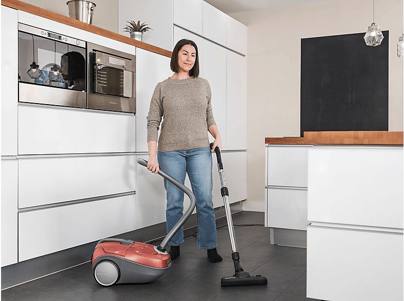 1:aspirador-con-bolsa-nilfisk-128350620-700-w-potencia-de-succion-280-w-deposito-43-l-spitfire-red-1.jpg|2:aspirador-con-bolsa-nilfisk-128350620-700-w-potencia-de-succion-280-w-deposito-43-l-spitfire-red-2.jpg|3:aspirador-con-bolsa-nilfisk-128350620-700-w