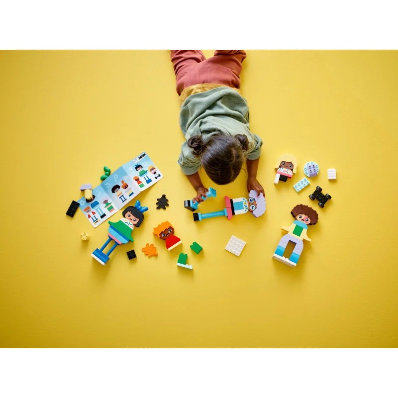 1:lego-10423-gente-construible-con-grandes-emociones-1.jpg|2:lego-10423-gente-construible-con-grandes-emociones-2.jpg|3:lego-10423-gente-construible-con-grandes-emociones-3.jpg|4:lego-10423-gente-construible-con-grandes-emociones-4.jpg|5:lego-10423-gente-