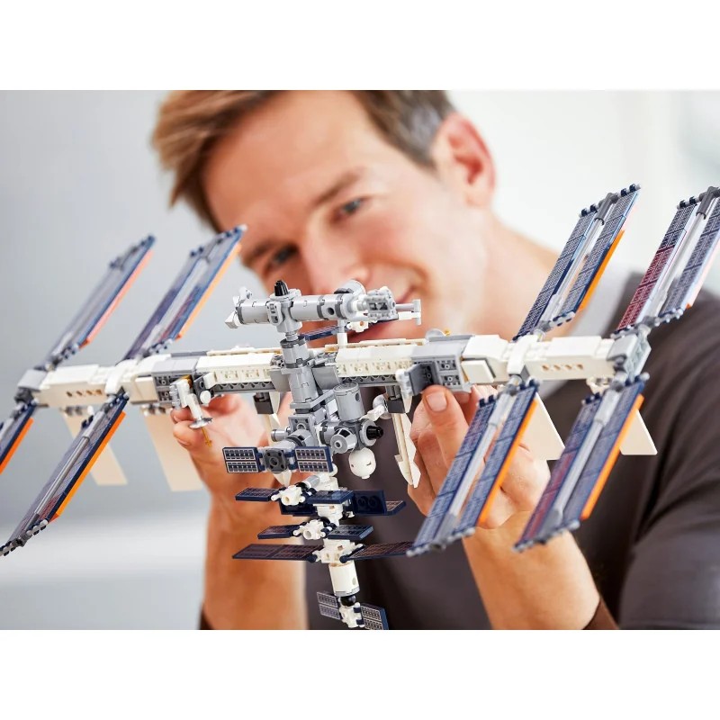 1:lego-21321-estacion-espacial-internacional-1.jpg|2:lego-21321-estacion-espacial-internacional-2.jpg|3:lego-21321-estacion-espacial-internacional-3.jpg|4:lego-21321-estacion-espacial-internacional-4.jpg|5:lego-21321-estacion-espacial-internacional-5.jpg|