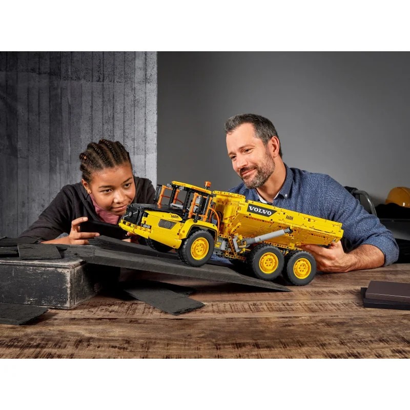 1:lego-42114-dumper-articulado-volvo-6x6-1.jpg|2:lego-42114-dumper-articulado-volvo-6x6-2.jpg|3:lego-42114-dumper-articulado-volvo-6x6-3.jpg|4:lego-42114-dumper-articulado-volvo-6x6-4.jpg|5:lego-42114-dumper-articulado-volvo-6x6-5.jpg|6:lego-42114-dumper-