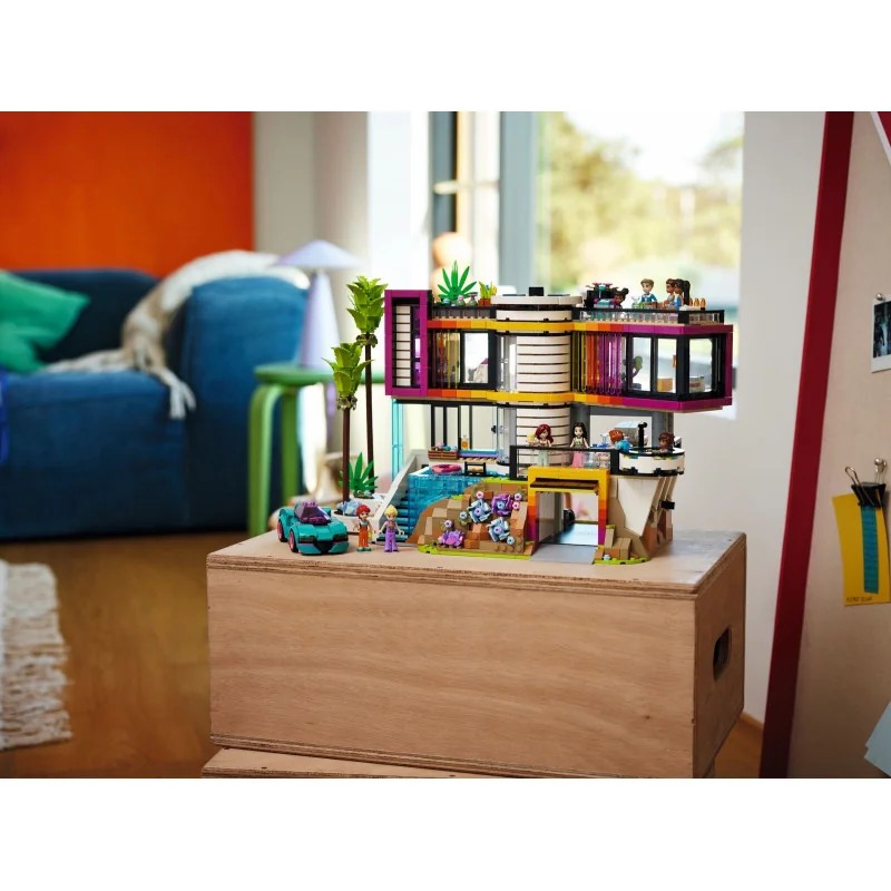 1:lego-42639-mansion-moderna-de-andrea-1.jpg|2:lego-42639-mansion-moderna-de-andrea-2.jpg|3:lego-42639-mansion-moderna-de-andrea-3.jpg|4:lego-42639-mansion-moderna-de-andrea-4.jpg|5:lego-42639-mansion-moderna-de-andrea-5.jpg|6:lego-42639-mansion-moderna-d