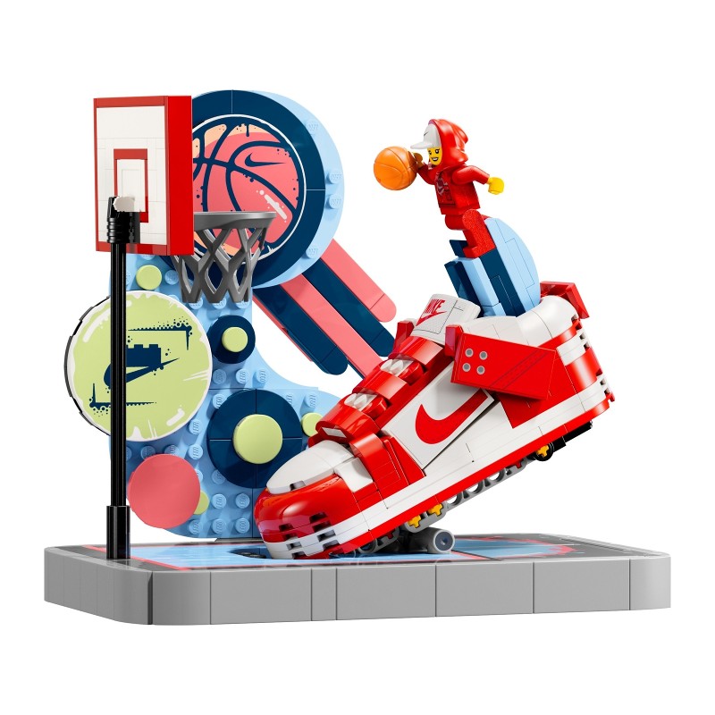 1:lego-43021-nike-dunk-trickshot-1.jpg|2:lego-43021-nike-dunk-trickshot-2.jpg